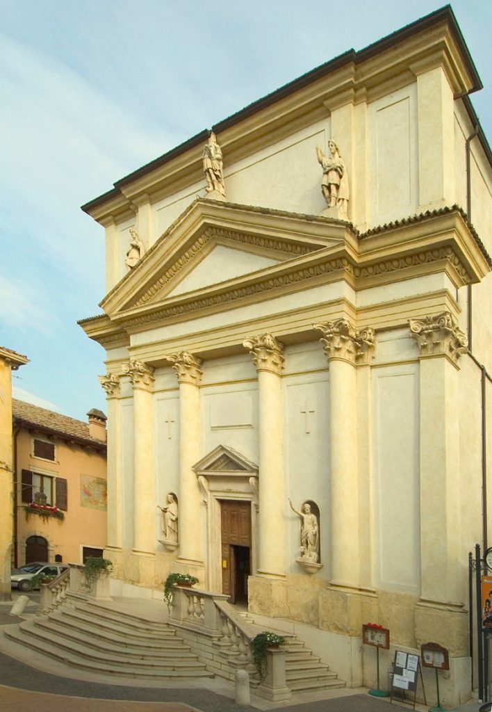 Andachtsstätten - Pfarrkirche San Martino